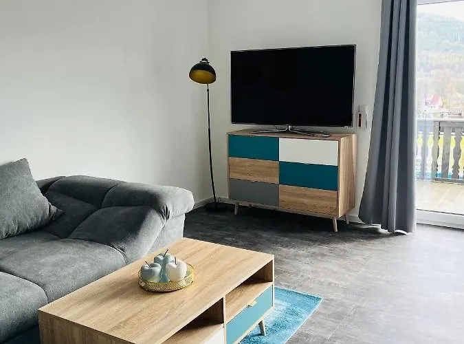 Appartement Am Tor Zum Thueringer Wald 2 *