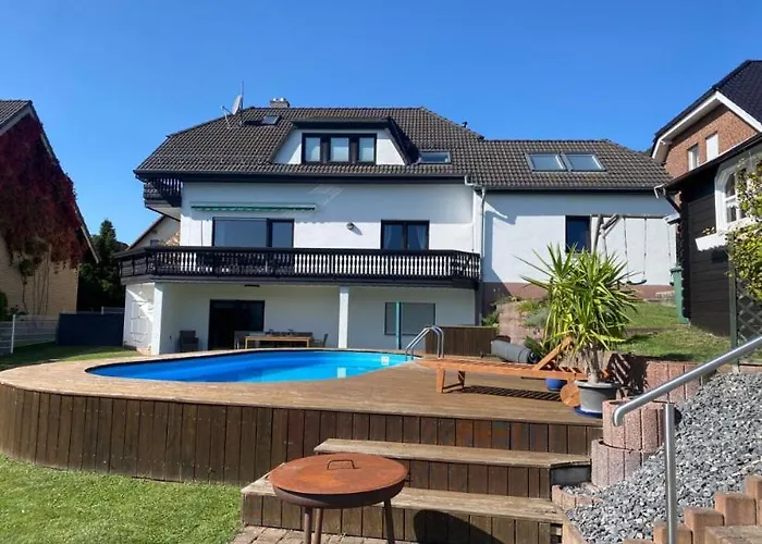 Am Tor Zum Thueringer Wald 2 *